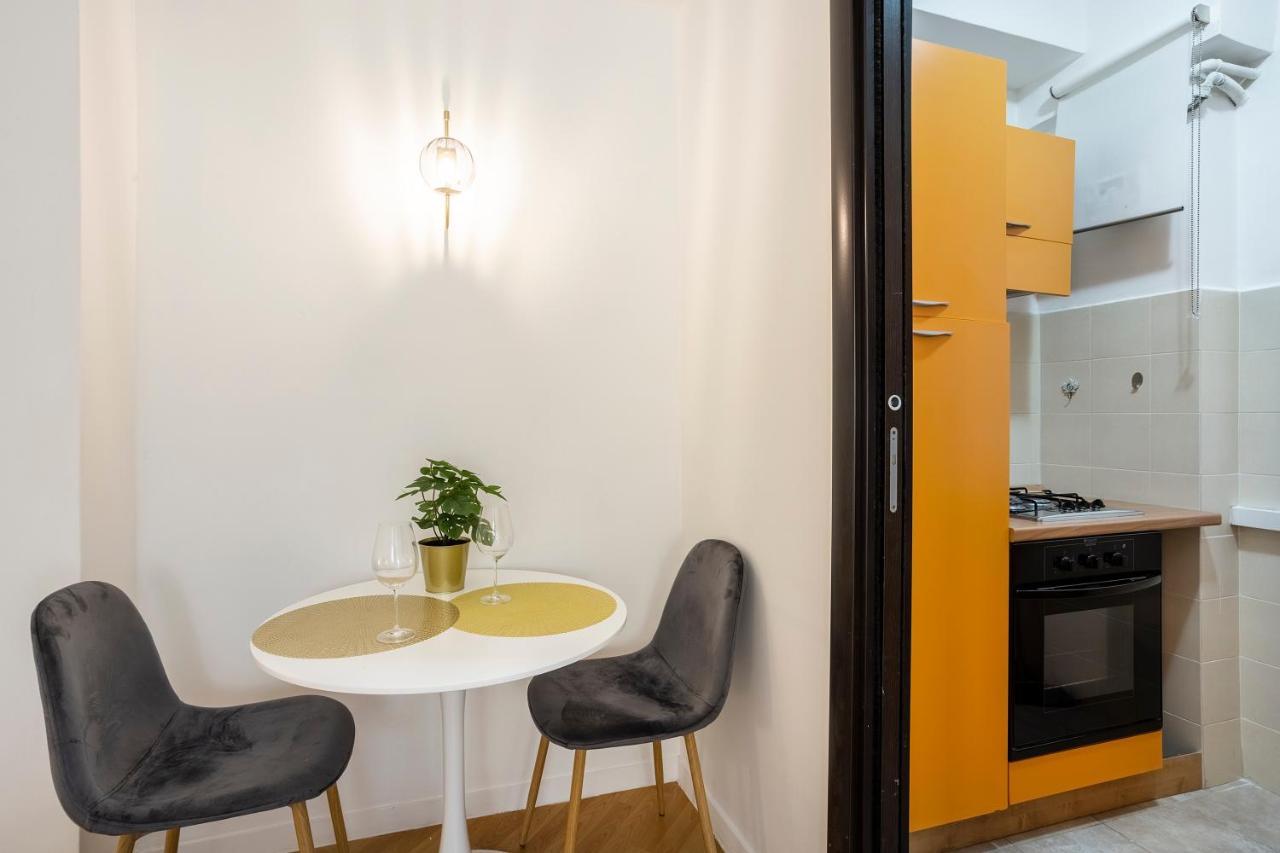 Re Di Roma - Charme Apartment Экстерьер фото