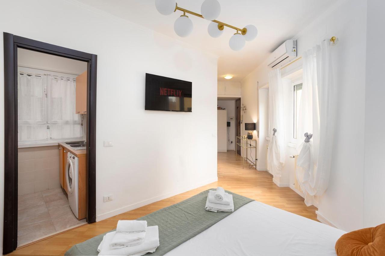 Re Di Roma - Charme Apartment Экстерьер фото